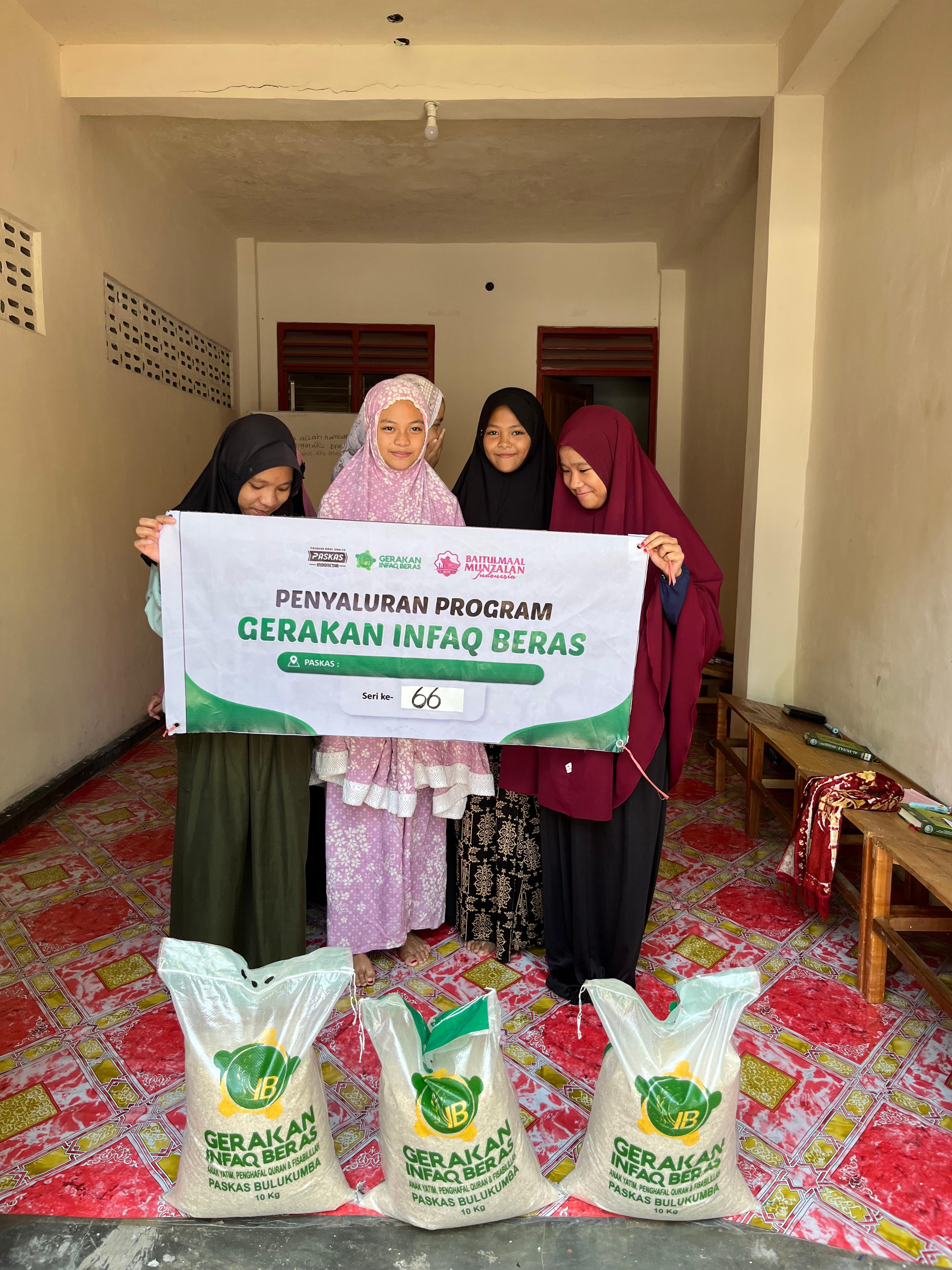Dokumentasi Penyaluran Infaq Beras 10